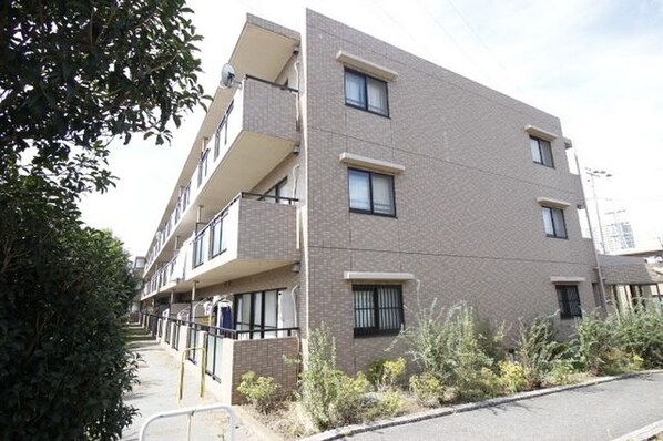 ルーチェ緑が丘 Bの物件外観写真